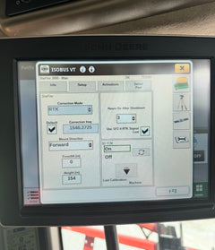 Reichhardt GREEN FIT AutoTrac kit for Case IH and New Holland — ports